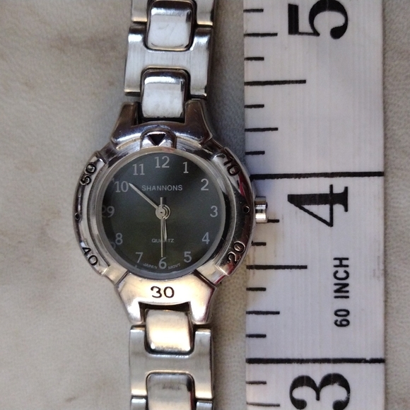 Shannon's quartz watch. - Picture 6 of 6